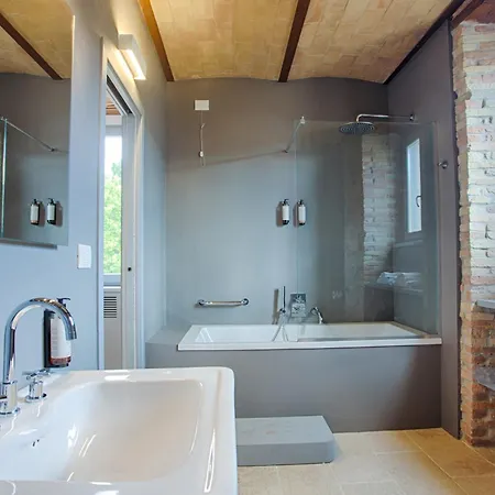 Bed & Breakfast Tenuta Coppa Zuccari 4*