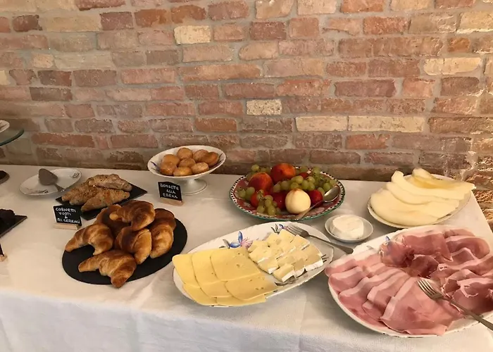 Tenuta Coppa Zuccari לינה וארוחת בוקר 4*